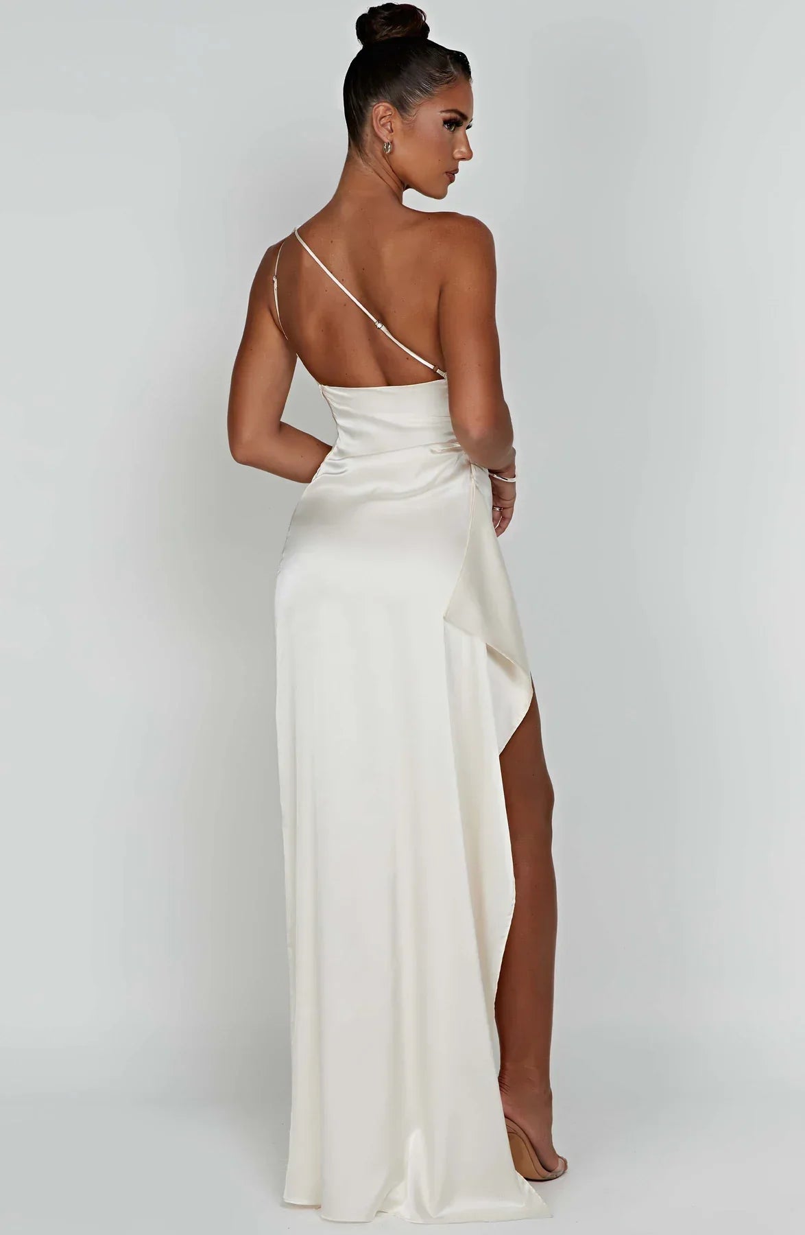 JEMMA ™ | Elegante Satijnen Splitjurk met één Schouder