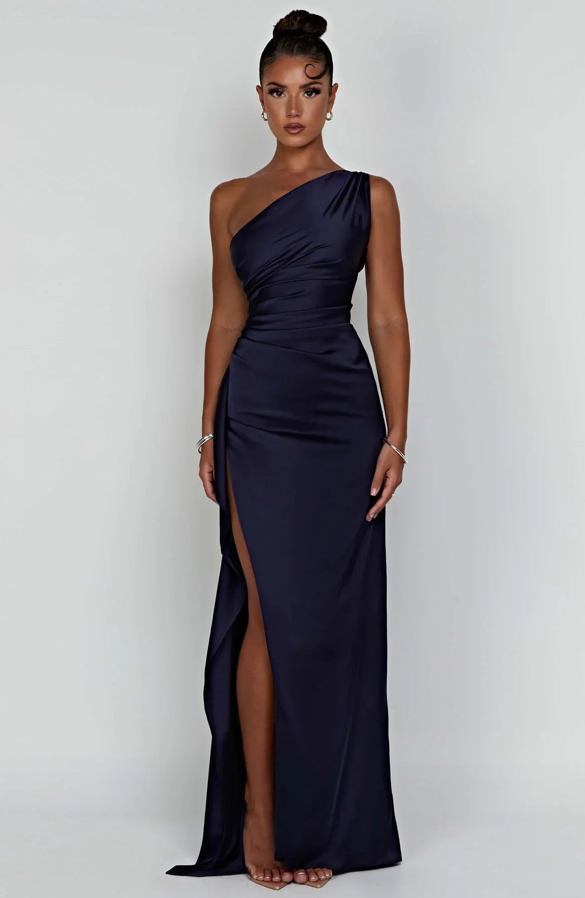 JEMMA ™ | Elegante Satijnen Splitjurk met één Schouder
