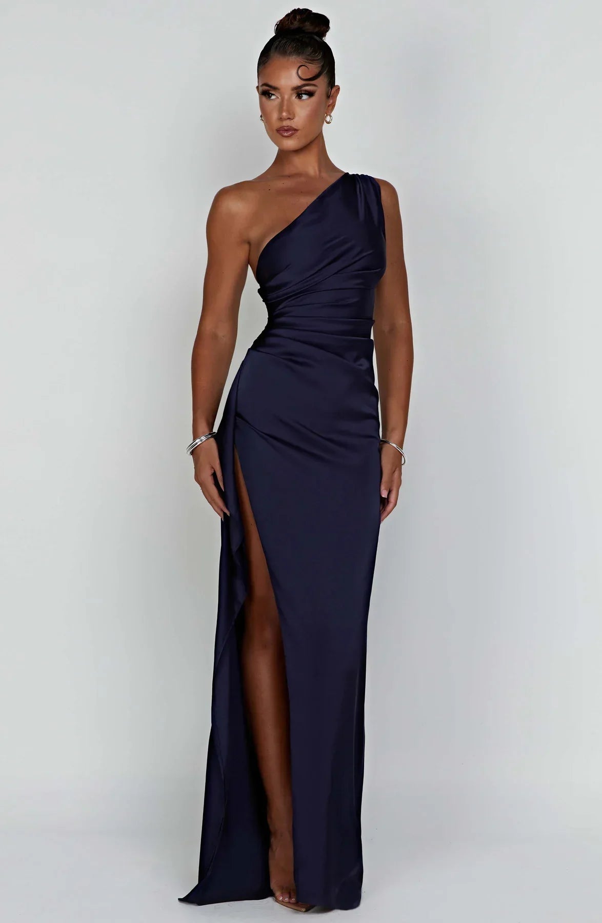 JEMMA ™ | Elegante Satijnen Splitjurk met één Schouder
