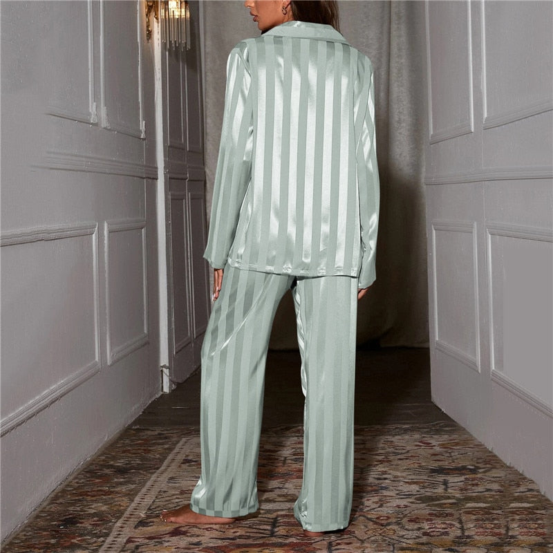 EDLYN ™ | Luxe Zijden Pyjama voor Vrouwen